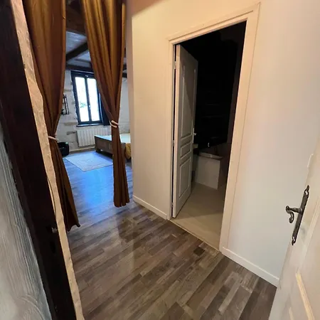 Ferienhaus Charmante Maison Attenante Avec Jardinet Prive